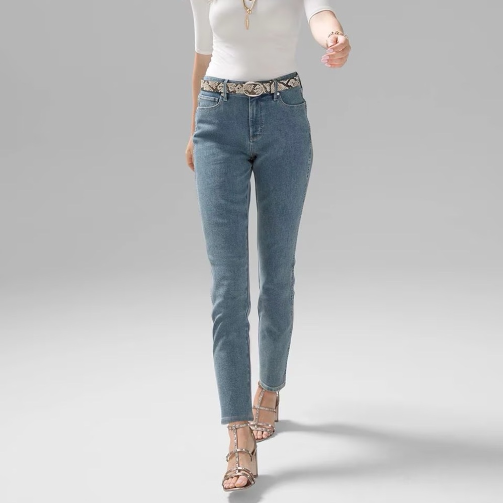 WHBM Everyday Soft High Rise Straight Sculpt Straight Jean